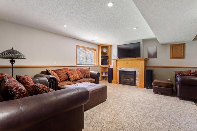 1256 15th Avenue SE, Forest Lake, MN 55025