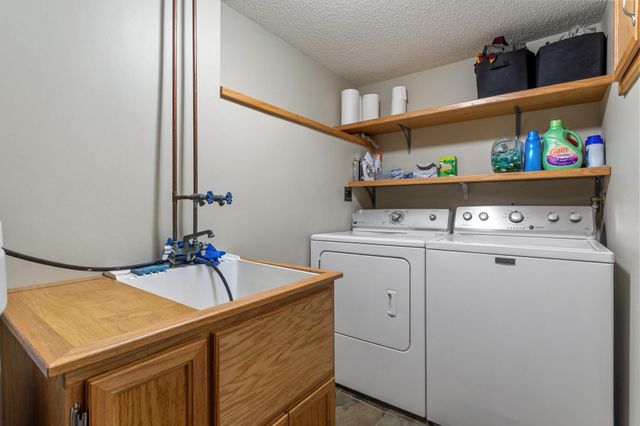 1256 15th Avenue SE, Forest Lake, MN 55025