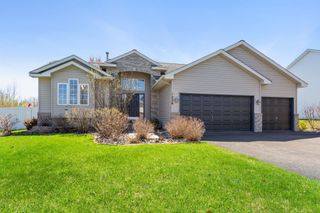 1256 15th Avenue SE, Forest Lake, MN 55025