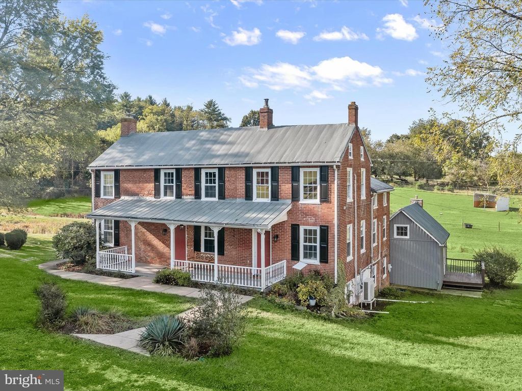 1530 BOWERSOX RD, New Windsor, MD 21776