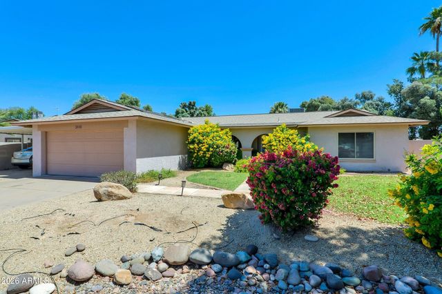 3110 W TIERRA BUENA Lane, Phoenix, AZ 85053