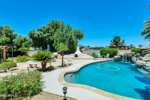 3110 W TIERRA BUENA Lane, Phoenix, AZ 85053