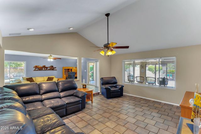 3110 W TIERRA BUENA Lane, Phoenix, AZ 85053