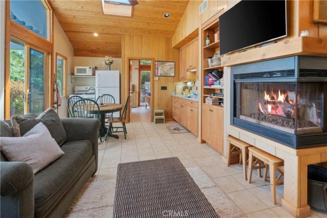 50 Eastfield Drive, Rolling Hills, CA 90274