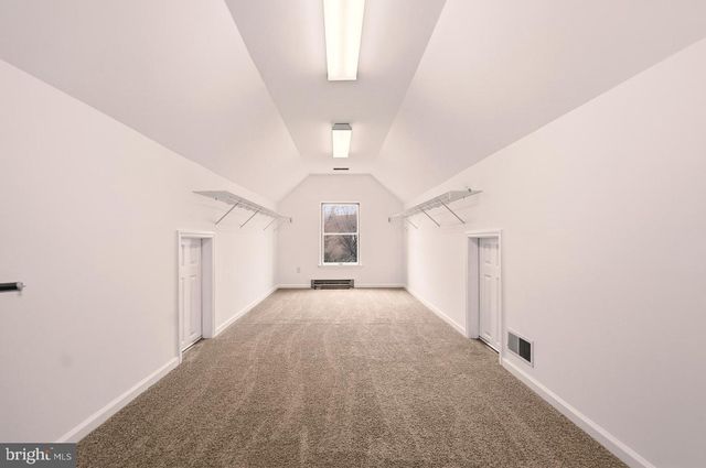 2243 OAKWOOD CT, Fogelsville, PA 18051