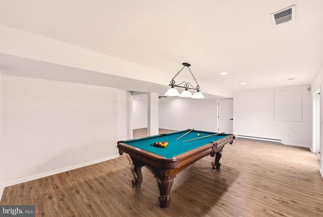 2243 OAKWOOD CT, Fogelsville, PA 18051