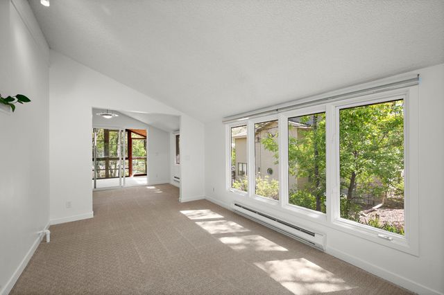 11324 Fetterly Road W, Minnetonka, MN 55305