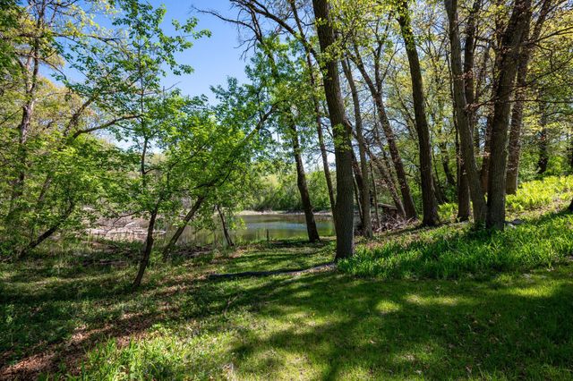 11324 Fetterly Road W, Minnetonka, MN 55305