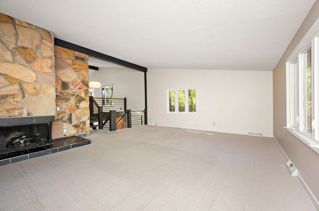 11324 Fetterly Road W, Minnetonka, MN 55305