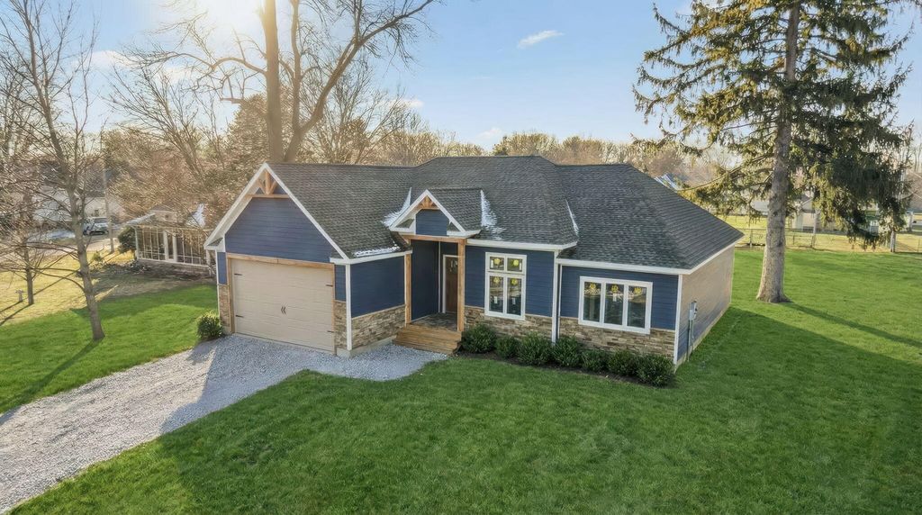 2008 I Street, La Porte, IN 46350