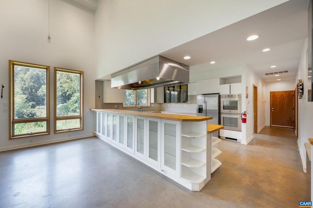 350 CREEKSIDE LN, Faber, VA 22938