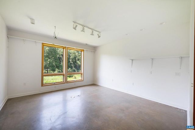 350 CREEKSIDE LN, Faber, VA 22938