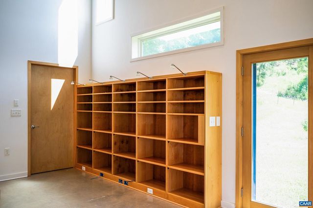 350 CREEKSIDE LN, Faber, VA 22938