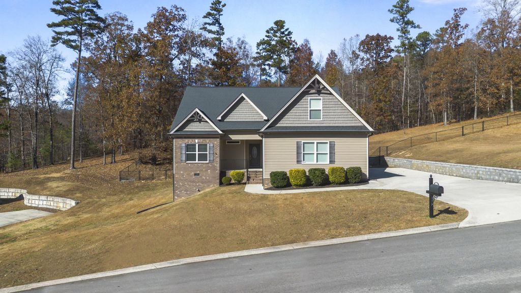 225 Brook Hollow Drive, SE, Cleveland, TN 37323