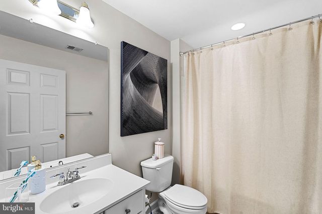 18309 BUCCANEER TER, Leesburg, VA 20176