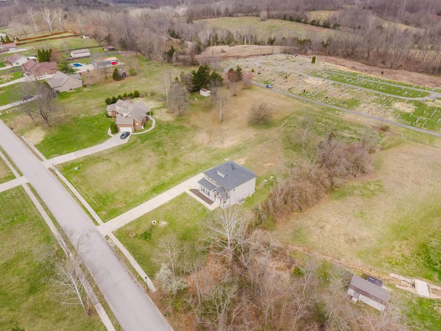 142 Waco Heights, Waco, KY 40385