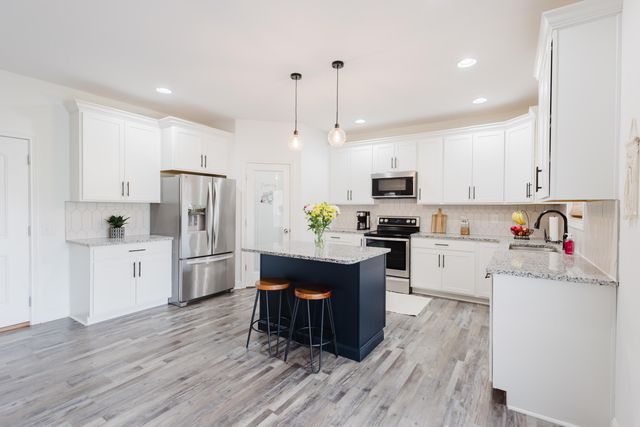 142 Waco Heights, Waco, KY 40385