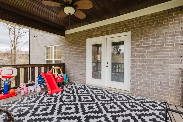 142 Waco Heights, Waco, KY 40385