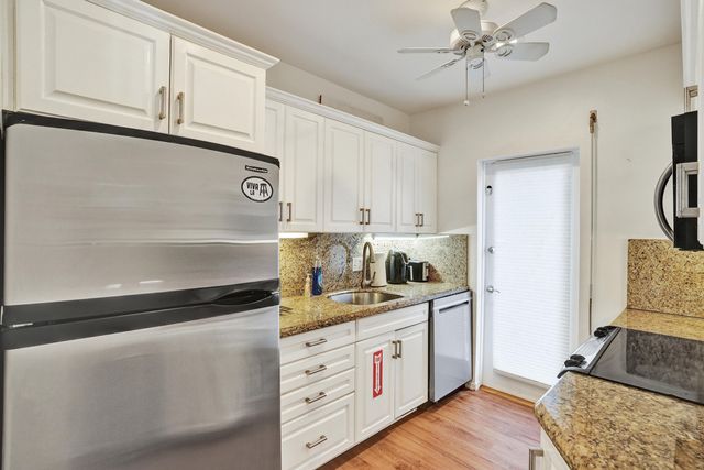 530 NE 11th Avenue, Fort Lauderdale, FL 33301