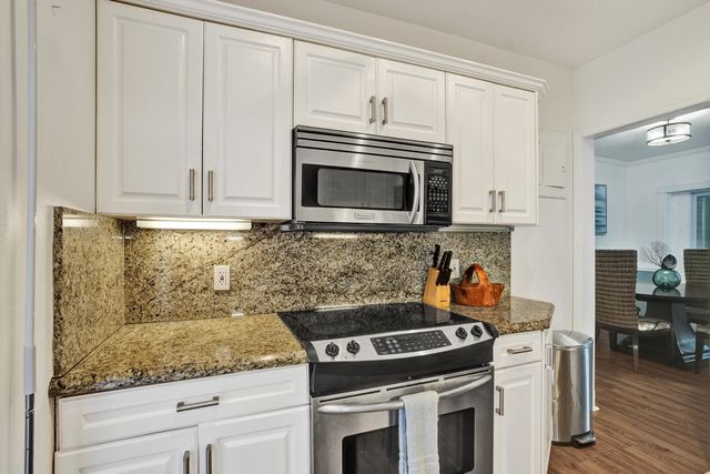 530 NE 11th Avenue, Fort Lauderdale, FL 33301