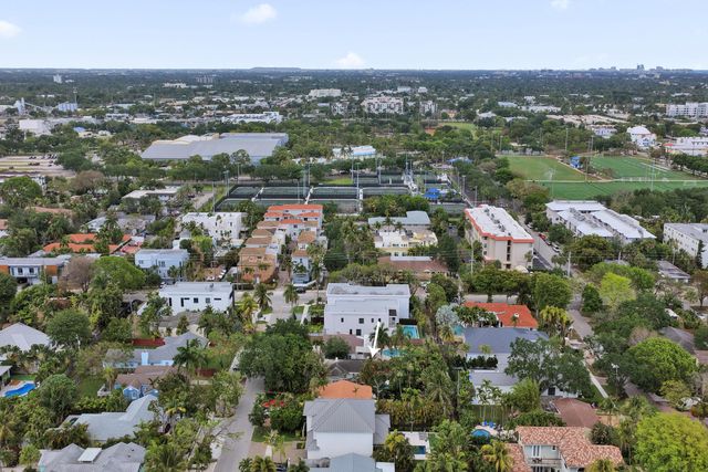 530 NE 11th Avenue, Fort Lauderdale, FL 33301