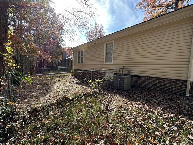 2678 Rivercliff Road, Fayetteville, NC 28301