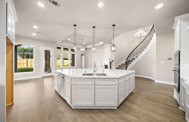 9717 Roaring River Falls Lane, Porter, TX 77365