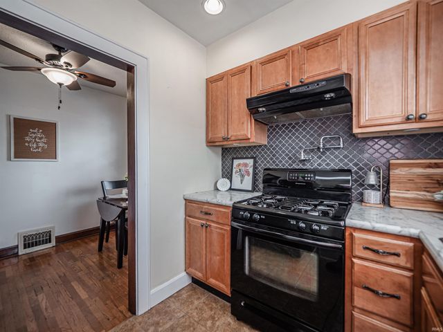 2305 Bellemeade Avenue, Evansville, IN 47714