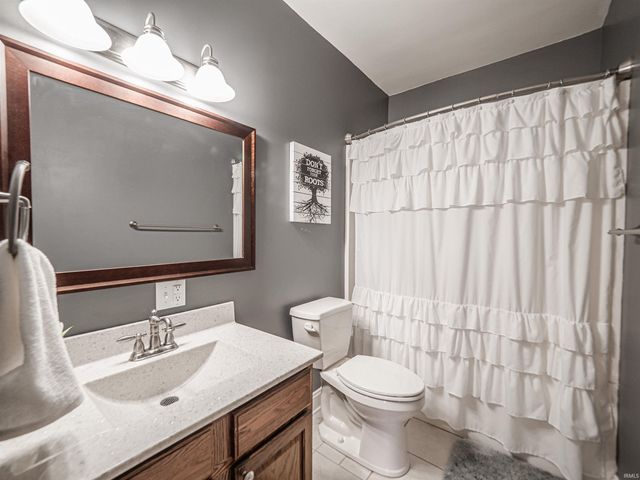 2305 Bellemeade Avenue, Evansville, IN 47714