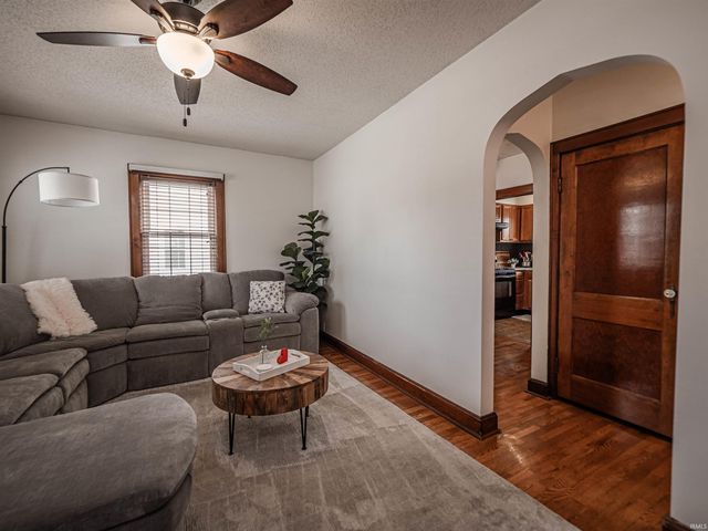 2305 Bellemeade Avenue, Evansville, IN 47714