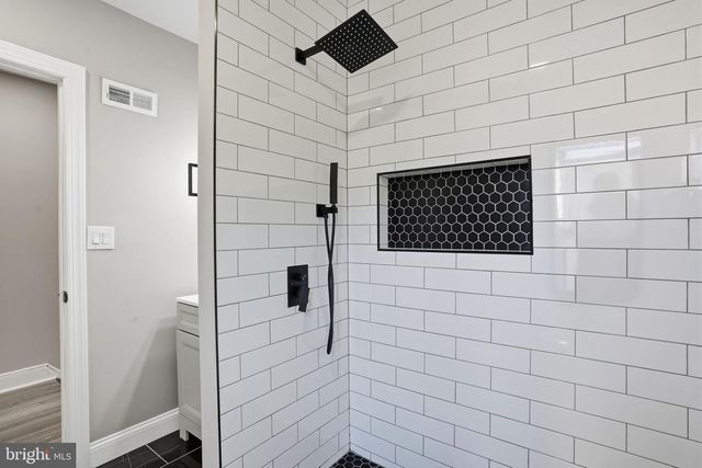 2224 E LEHIGH AVE, Philadelphia, PA 19125