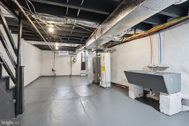 2224 E LEHIGH AVE, Philadelphia, PA 19125