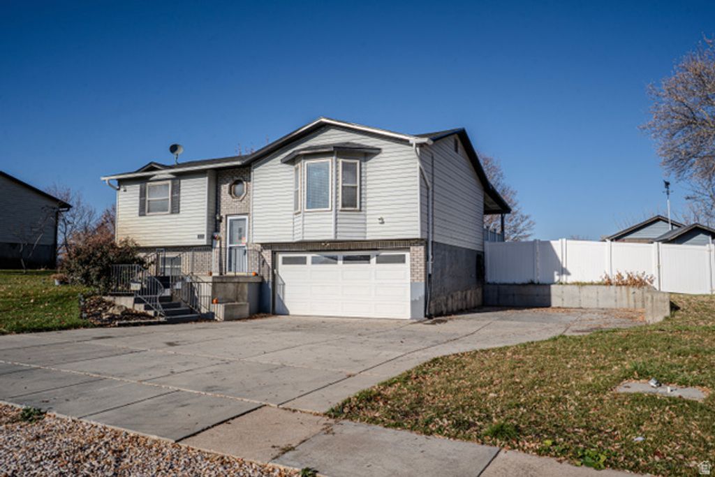 1307 N 225 W, Harrisville, UT 84404