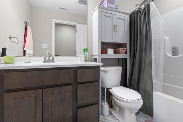 9872 Sumter Avenue, Cedar Lake, IN 46303