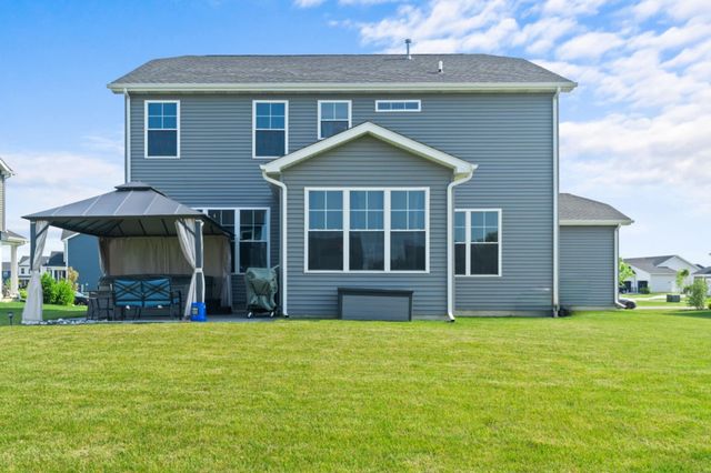 9872 Sumter Avenue, Cedar Lake, IN 46303