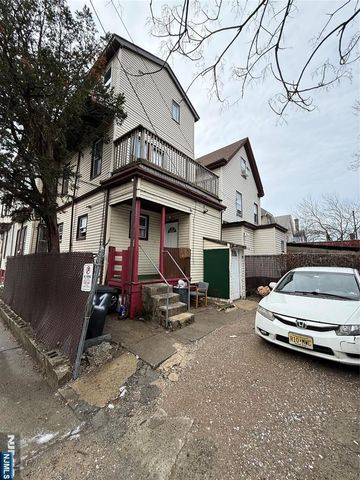 569 Broadway, Paterson, NJ 07514