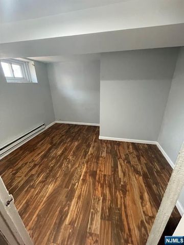 569 Broadway, Paterson, NJ 07514