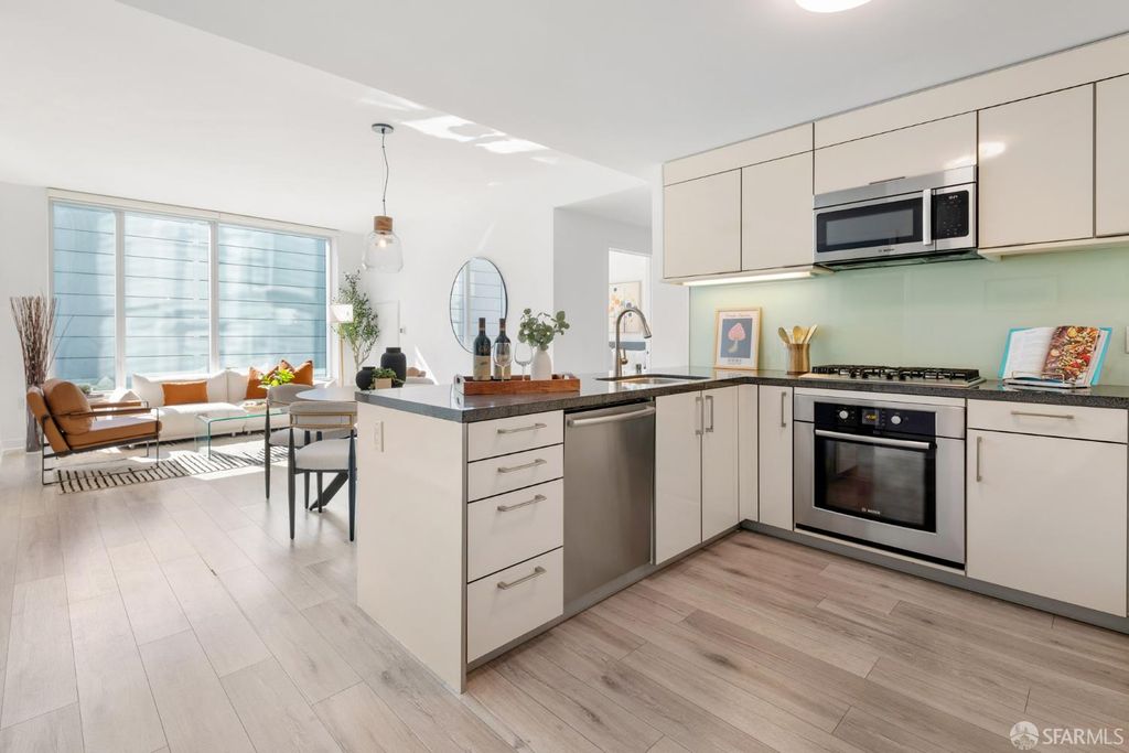 338 Spear Street 9E, San Francisco, CA 94105