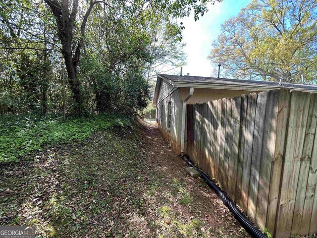 7 Richard Allen Drive, Newnan, GA 30263