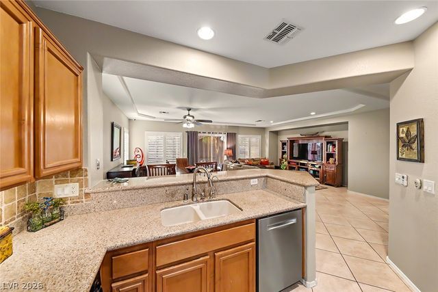 2878 Hartwick Pines Drive, Henderson, NV 89052