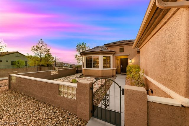 2878 Hartwick Pines Drive, Henderson, NV 89052