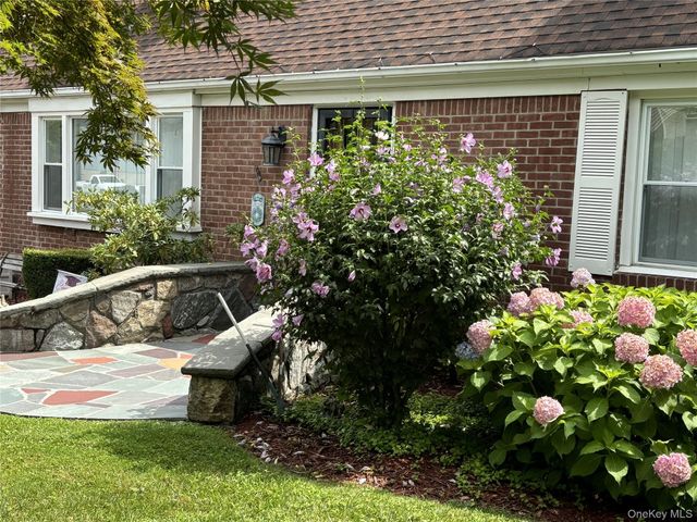 145 Arthur Avenue, Thornwood, NY 10594