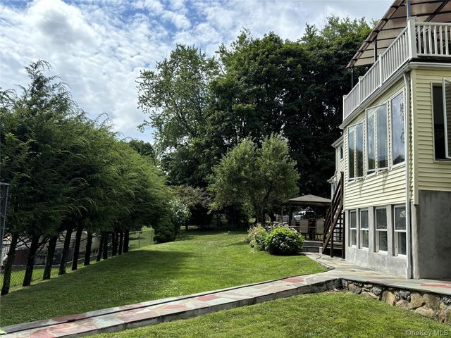 145 Arthur Avenue, Thornwood, NY 10594