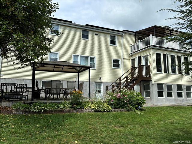 145 Arthur Avenue, Thornwood, NY 10594