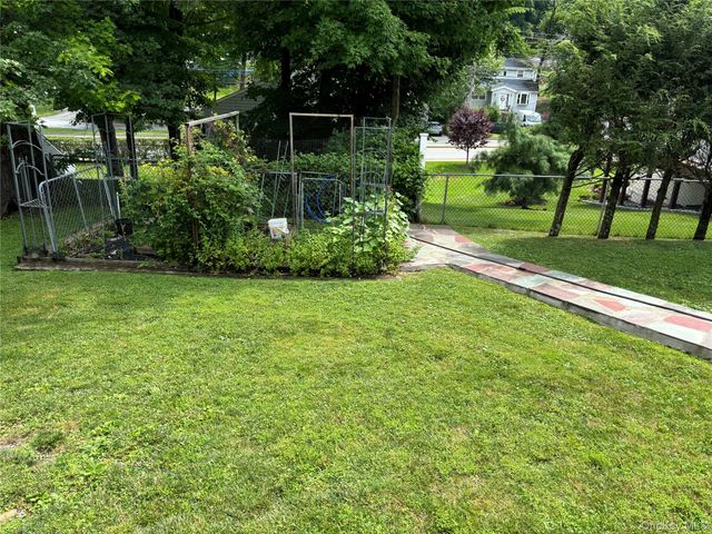 145 Arthur Avenue, Thornwood, NY 10594