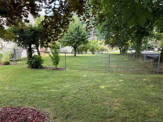 145 Arthur Avenue, Thornwood, NY 10594