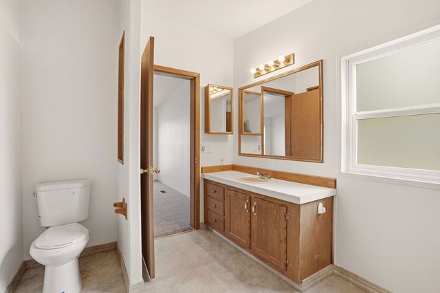 8325 E Lindgren St, Spokane, WA 99217