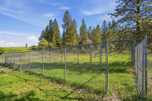 8325 E Lindgren St, Spokane, WA 99217