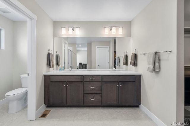 9711 E 61st Place, Denver, CO 80238