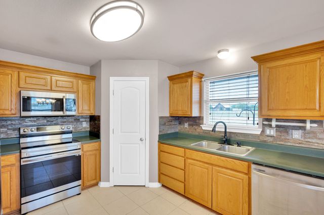 904 Martin, Italy, TX 76651